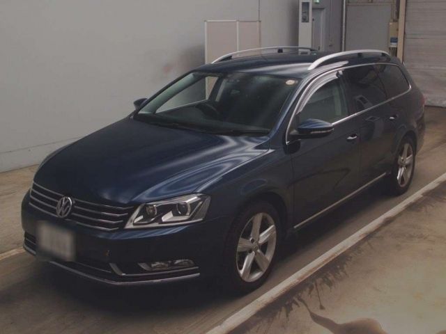 4105 Volkswagen Passat variant 3CCAX 2013 г. (TAA Kantou)